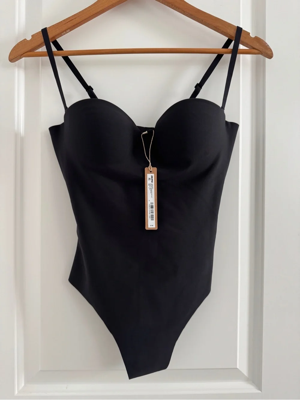 SKIMS Black Body Molded Underwire Thong Bodysuit size S small New with tags $138